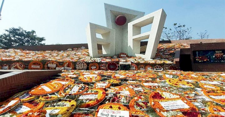 শ্রদ্ধা আর ভালবাসায় পালিত হচ্ছে মহান শহীদ দিবস ও আন্তর্জাতিক মাতৃভাষা দিবস