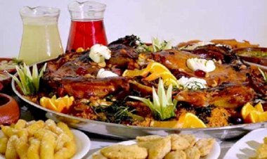 ফুরির বাড়ি ইফতারি: প্রথা নাকি বোঝা