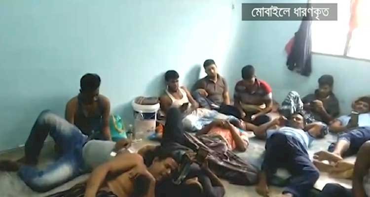 মালয়েশিয়ায় ৩২ যুবকের মানবেতর জীবনযাপন