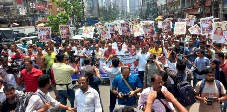 দুর্নীতি-লুটপাট লুকাতেই বাংলাদেশ ব্যাংকে সাংবাদিকদের নিষেধাজ্ঞা: রিজভী