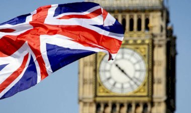 মন্দার কবল থেকে বেরোল যুক্তরাজ্য