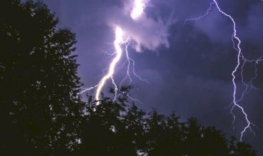 তিন জেলায় বজ্রপাতে প্রাণ গেল ৭ জনের