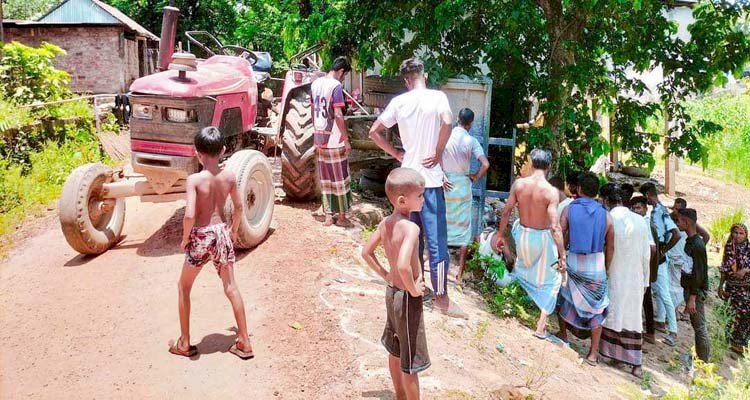 জাফলংয়ে ট্রাক্টর উল্টে বাক প্রতিবন্ধী যুবকের মৃত্যু