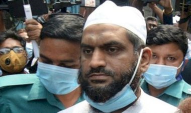 মামুনুল হকের বিরুদ্ধে গ্রেফতারি পরোয়ানা