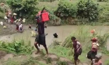 রোহিঙ্গারা বাংলাদেশ সীমান্তে আসছে