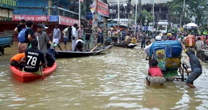 সিলেটে পানি কোথাও কমছে কোথাও বাড়ছে, দুর্ভোগ অব্যাহত