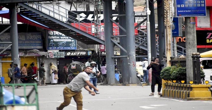 সিলেটে পুলিশ-ছাত্রদল ধাওয়া-পাল্টা ধাওয়া