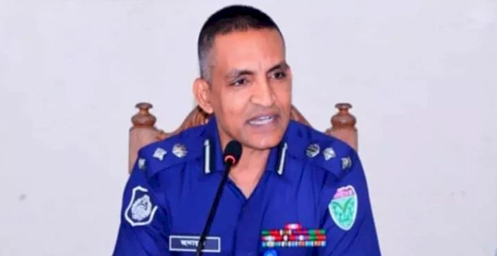 মোরগ পাহারা দিতেন ৩ পুলিশ, বিড়াল মরায় সাসপেন্ড হন দুজন