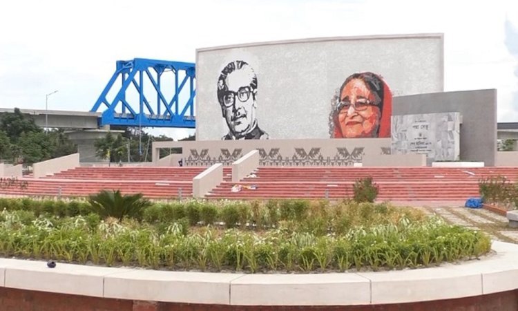 পদ্মা সেতুর দুই প্রান্তের ম্যুরালেই ব্যয় ১১৭ কোটি টাকা!