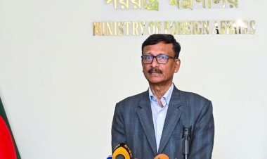 শেখ হা‌সিনার বর্তমান অবস্থান কোথায়, জানে না সরকার: পররাষ্ট্র উপদেষ্টা