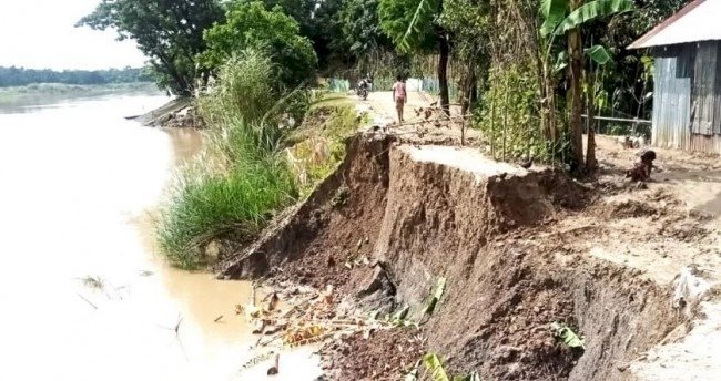 ‘কুশিয়ারার ভাঙনে বিলীন হচ্ছে একের পর এক জনপদ’