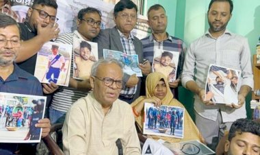 'জাতির ভবিষ্যৎ ধ্বংস করে পালিয়ে গেছেন শেখ হাসিনা'