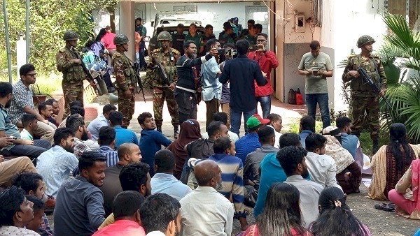 আড়াইমাস পর অফিসে ফিরেই সাড়ে ৩ ঘণ্টা অবরুদ্ধ সিমেবির উপাচার্য