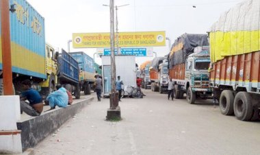 সীমান্ত বন্ধ হলে বড় ক্ষতি ভারতের, ঝুঁকিতে লাখো মানুষের জীবিকা