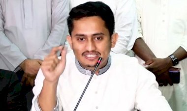 'ফ্যাসিস্ট হাসিনা পাচার করা টাকা দিয়ে গুজব ছড়াচ্ছে'