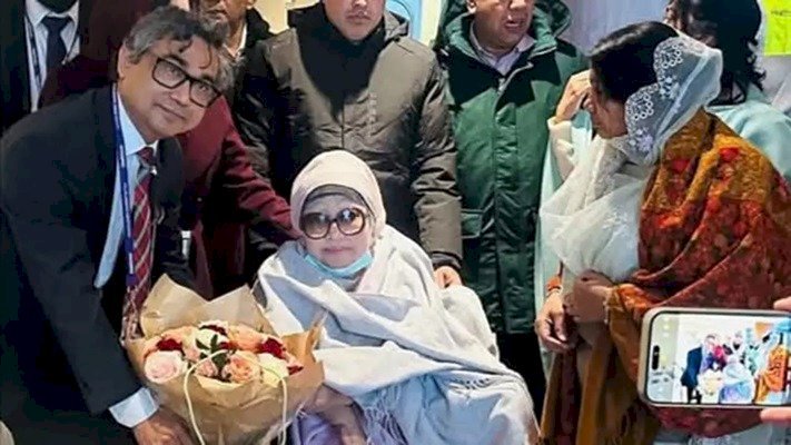 লন্ডন ক্লিনিকে ভর্তি খালেদা জিয়া, চিকিৎসা শুরু