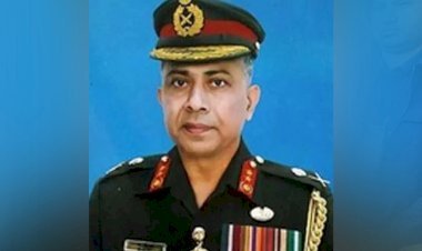 ডিজিএফআইয়ের সাবেক প্রধানের বাসায় বান্ডিল বান্ডিল টাকা
