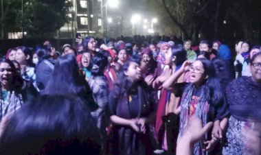 সারাদেশে ধর্ষণের ঘটনায় জড়িতদের শাস্তির দাবিতে শাবিপ্রবিতে বিক্ষোভ