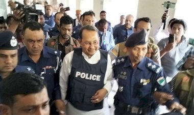 সাংবাদিক মাহমুদুর রহমানকে হত্যাচেষ্টা মামলায় ইনু গ্রেফতার