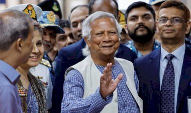 হাসিনার শাসনামল ছিল একটি দস্যু পরিবারের শাসন: গার্ডিয়ানকে ড. ইউনূস