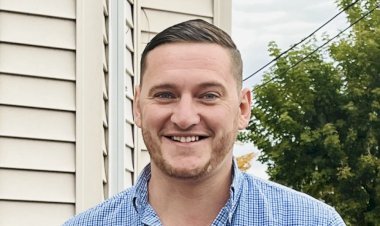 যুক্তরাষ্ট্রে গ্রিন কার্ডধারীকে উলঙ্গ করে জিজ্ঞাসাবাদের অভিযোগ