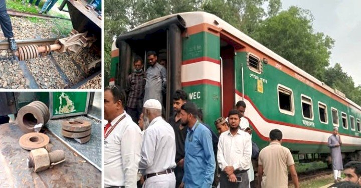 ভাটেরায় ট্রেনের বগি ফেলে বরমচালে কালনী এক্সপ্রেস