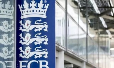 রূপান্তরকামী নারী ক্রিকেটারদের নিষিদ্ধ করল ইংল্যান্ড এবং ওয়েলস ক্রিকেট বোর্ড