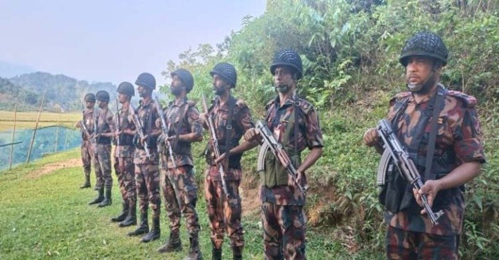 অনুপ্রবেশ ঠেকাতে সিলেট সীমান্তে বাড়তি সতর্কতা