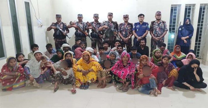 বড়লেখা সীমান্তে ‘পুশইন’ করা ৪৪ বাংলাদেশিকে থানায় হস্তান্তর