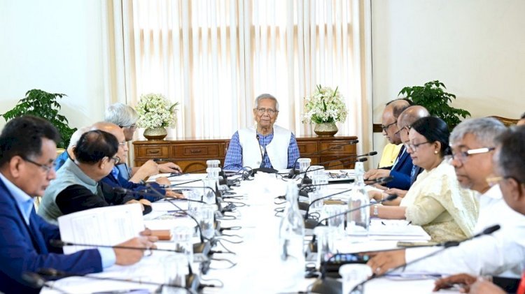 লুটপাটের অর্থ ব্যবস্থাপনায় বিশেষ তহবিল গঠনের নির্দেশ প্রধান উপদেষ্টার
