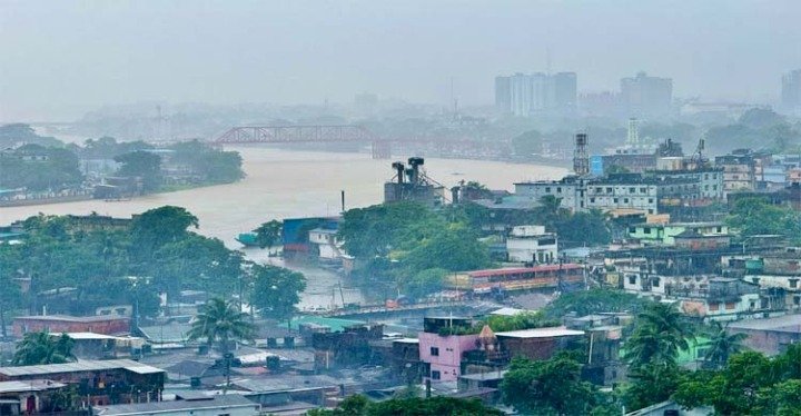 সিলেটের নিম্নাঞ্চল প্লাবিত, জলমগ্ন নগর