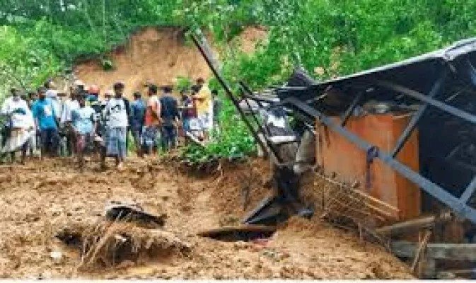 গোলাপগঞ্জে টিলা ধসে একই পরিবারের চারজন নিহত