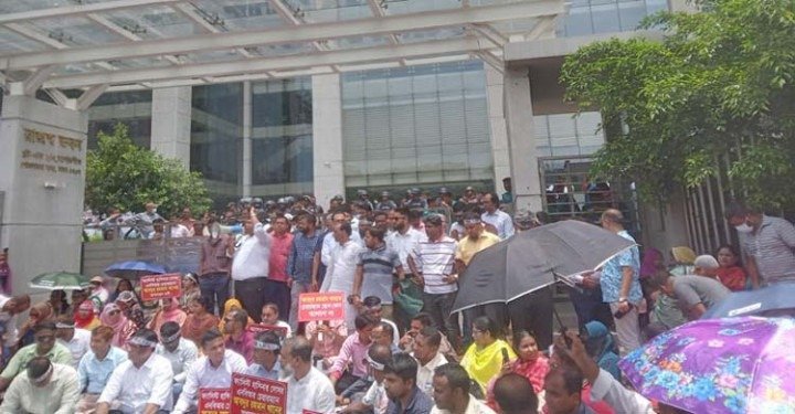 এনবিআরে শাটডাউন: সারা দেশে আমদানি-রপ্তানিসহ বন্ধ শুল্ক–কর কার্যক্রম