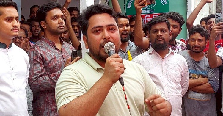 চাঁদাবাজি-সন্ত্রাস শুরু হয়েছে, এজন্যই কি গণঅভ্যুত্থান করেছিলাম