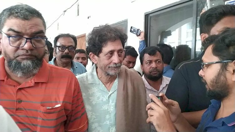 জনতা ব্যাংকের সাবেক চেয়ারম্যান আবুল বারকাত কারাগারে