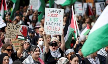 অস্ট্রেলিয়ায় ফিলিস্তিনের পক্ষে হাজার হাজার মানুষের সমাবেশ