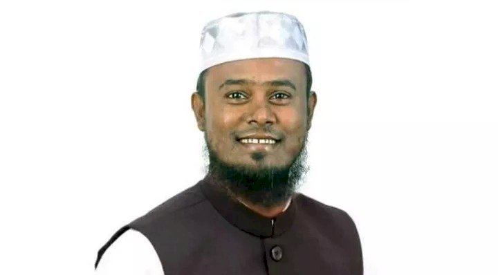 সাদাপাথর লুটের ঘটনায় ইউপি চেয়ারম্যান আলমগীর গ্রে ফ তা র