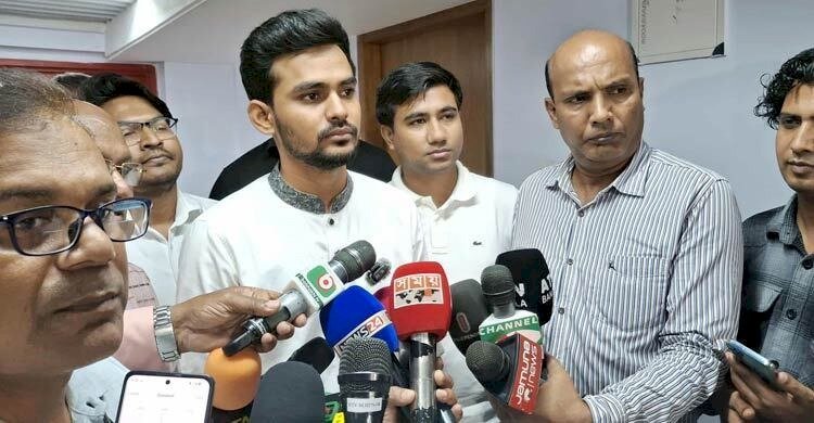 চাঁদাবাজিতে সংশ্লিষ্টতার অভিযোগ উদ্দেশ্যপ্রণোদিত: আসিফ মাহমুদ