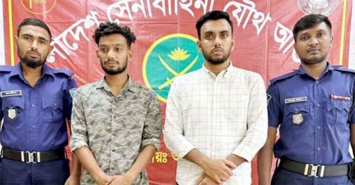 হবিগঞ্জে সেনাবাহিনী অভিযানে চাঁদাবাজির টাকাসহ ছাত্রদল ২ নেতা আ ট ক