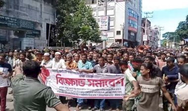 সিলেটে অবৈধ ব্যাটারিচালিত রিকশার পারমিট দাবিতে বিক্ষোভ মিছিল  চালকরা