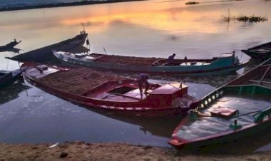 সুনামগঞ্জে  বালু লুটপাটে, বিএনপি নেতার দুই ভাতিজাসহ ২২ জনের নামে মামলা
