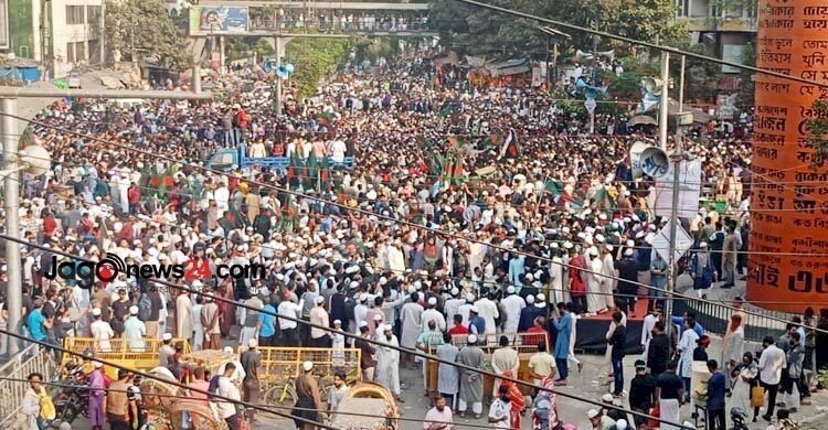 ওসমান হাদির মৃত্যুতে প্রতিবাদের ঝড়, বিচার দাবিতে উত্তাল দেশ