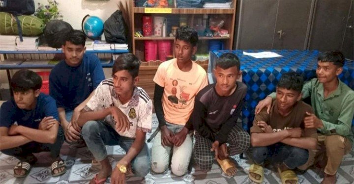 হবিগঞ্জে জাল ভোট দেওয়ার চেষ্টা, ৭ কিশোর আটক