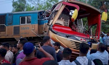 ঈদে সড়কে প্রাণ গেল ২৬ জনের