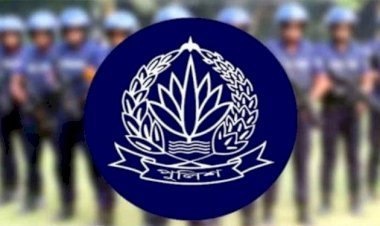 পুলিশের আরও ১৭ কর্মকর্তাকে বাধ্যতামূলক অবসর