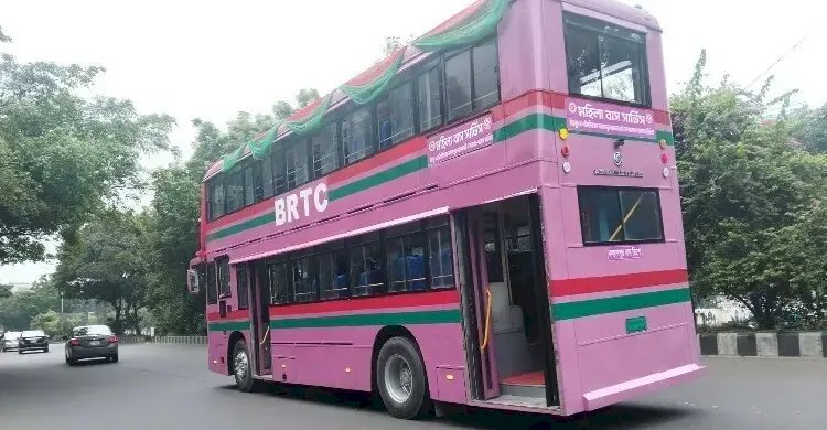 সড়কে নামছে আরও ১০০ পিংক বাস