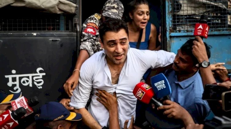 আন্দোলনে যোগ দেওয়ায় ইমরানকে ভারত ছাড়ার নির্দেশ