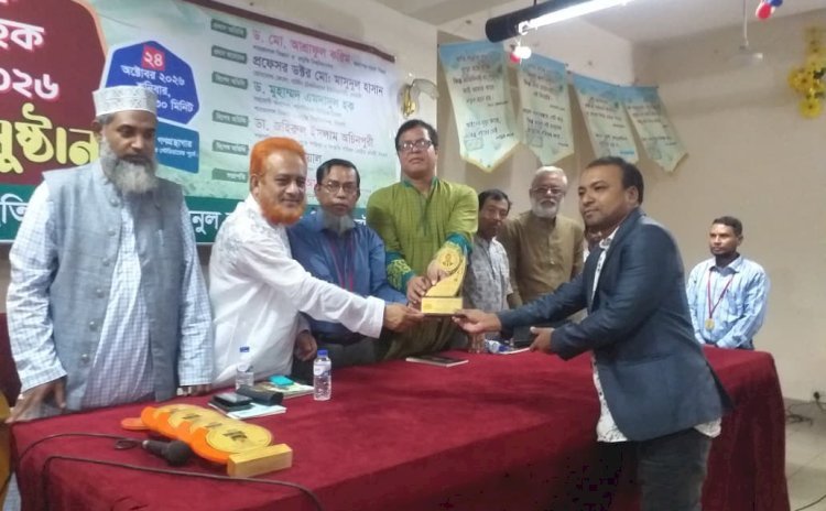 সাংবাদিকতায় বিশেষ স্বীকৃতি পেলেন  আতাউর রহমান কাওছার